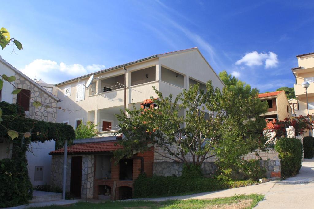 Budova, kde se apartmán nachází