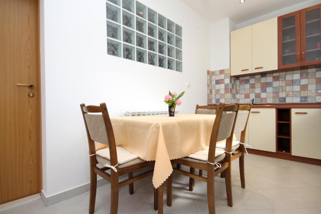 Fotografia z galérie ubytovania Apartments with a parking space Soline, Dubrovnik - 8987 v Mlini