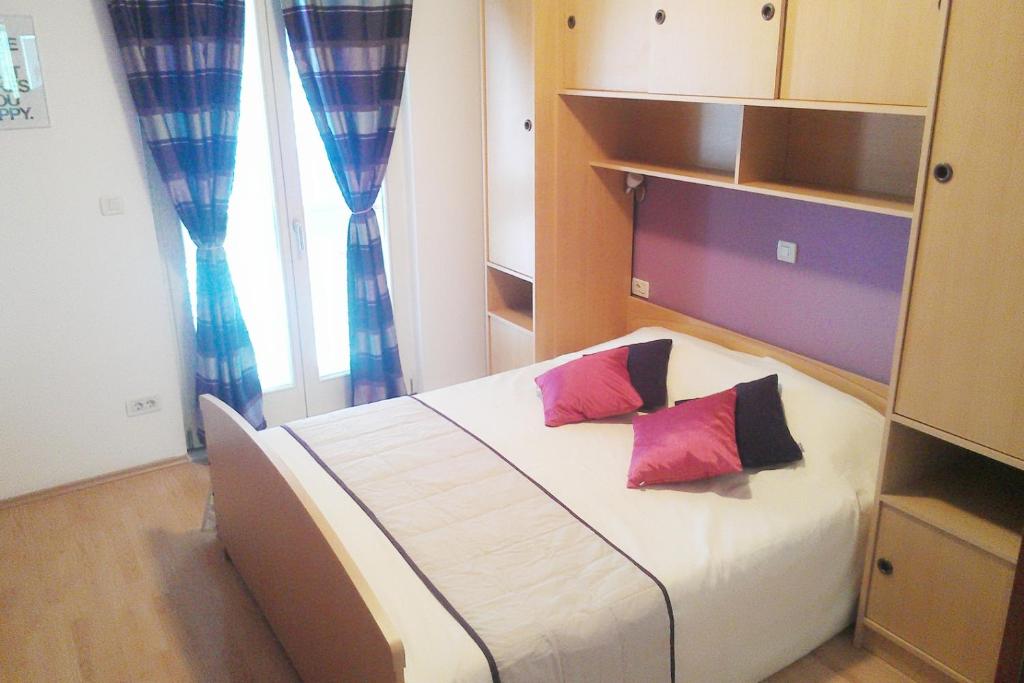 Fotografia z galérie ubytovania Apartments with a parking space Mlini, Dubrovnik - 9105 v Mlini