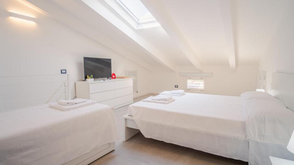 Zdjęcie z galerii obiektu Elide Home Sweet Home - Italian Homing w mieście Padenghe sul Garda