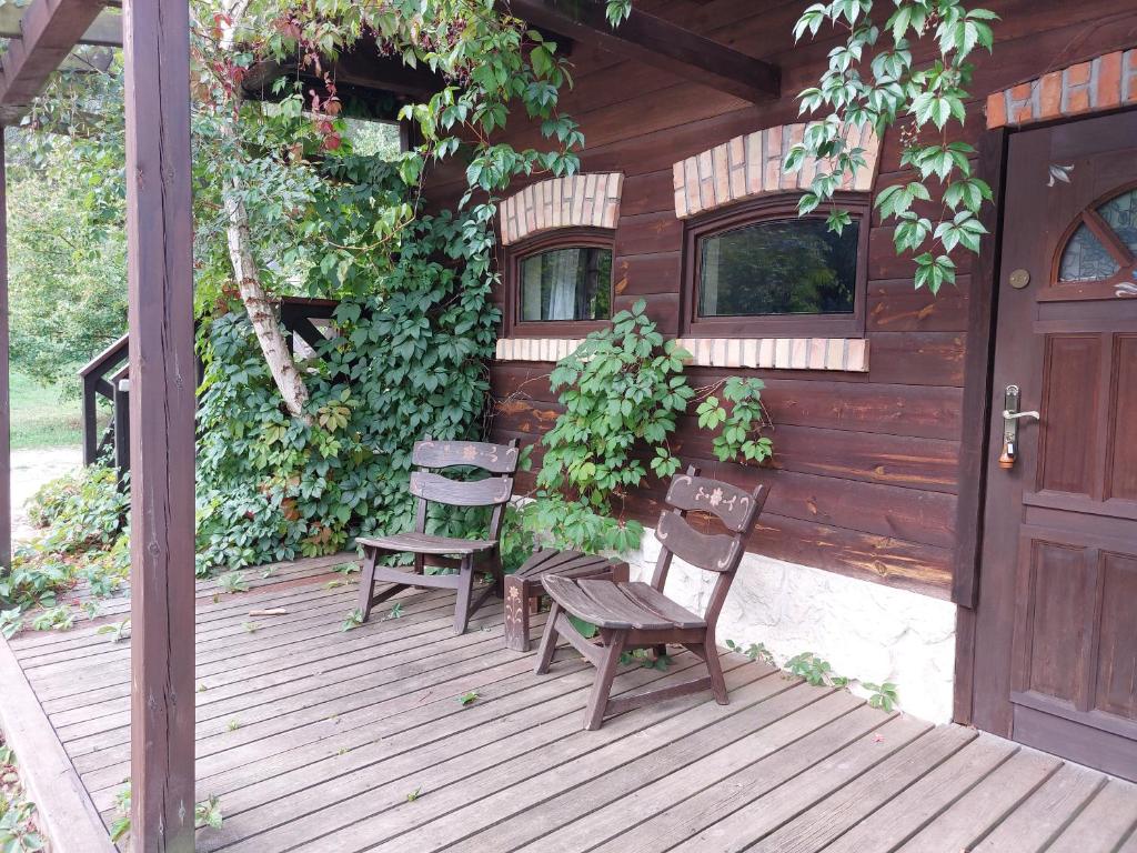 Tamarynowa Osada - Kraina Udanego Wypoczynku - Habitación Cuádruple Con Terraza