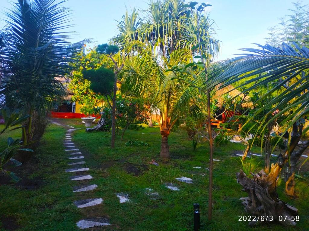 Zahrada ubytování Kampung Meno Bungalows