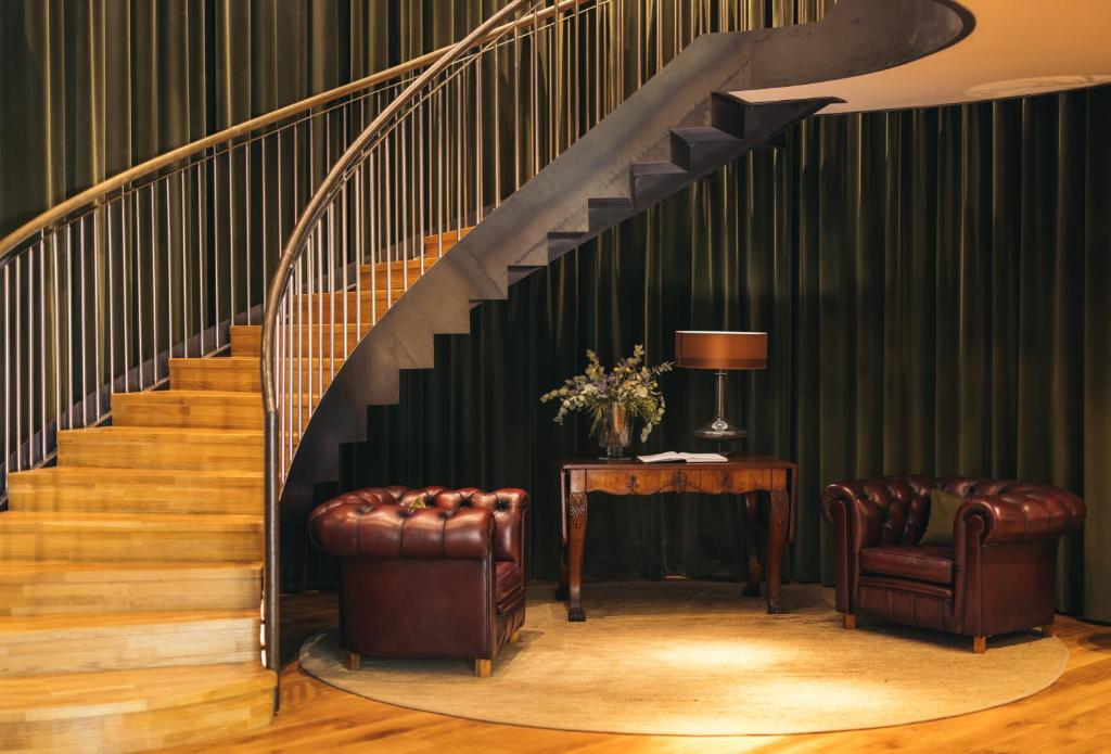 Posezení v ubytování Hotel Mas La Boella