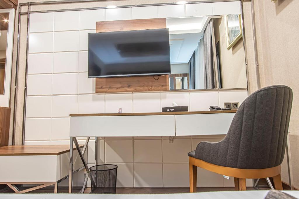 UNITED HOTEL INTERNATIONAL - Junior Suite