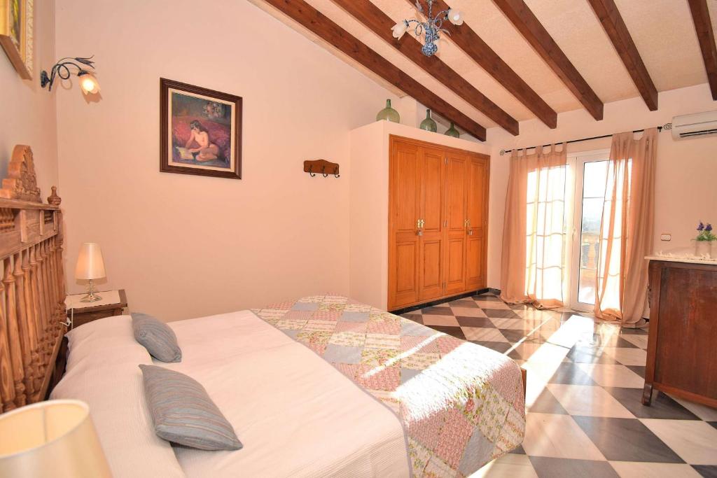 Postel nebo postele na pokoji v ubytování 176 Villa Can Claret Gran ET3690 by Mallorca Charme