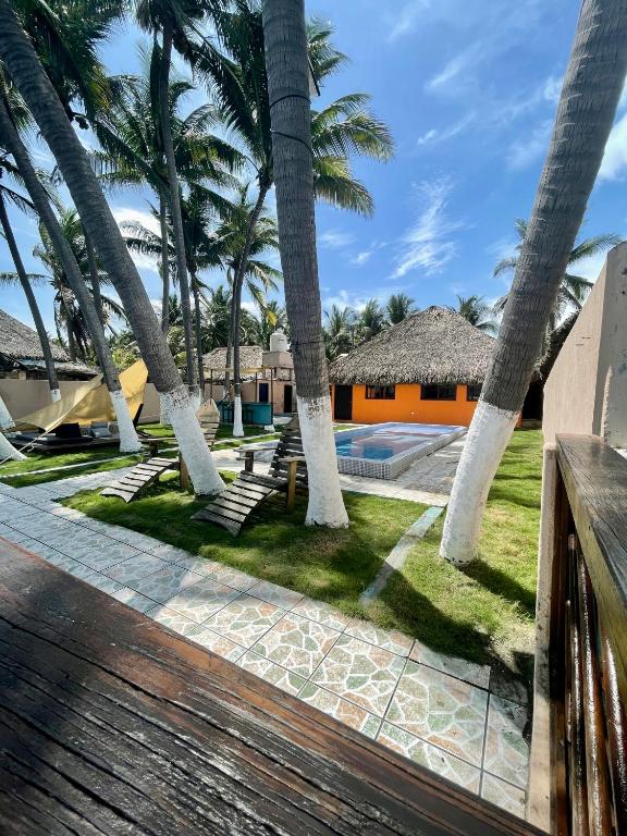 Johnnys Place Hotel - Chalet 3 Chambres
