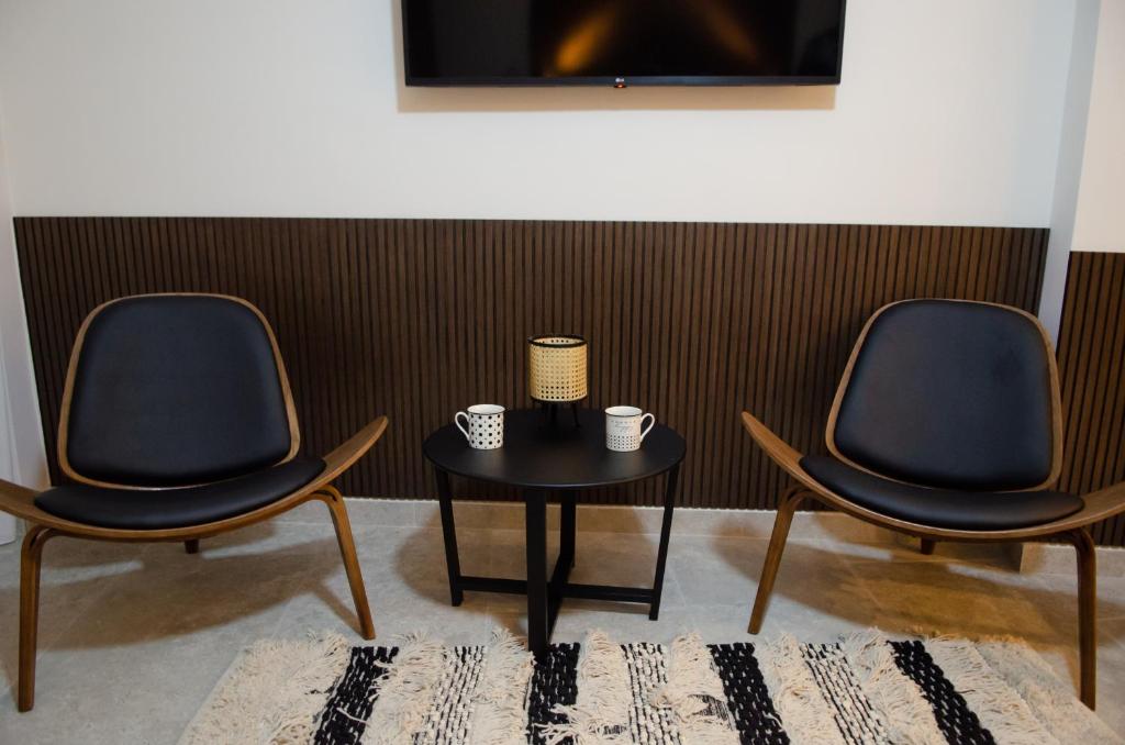 Posedenie v ubytovaní Leone suites