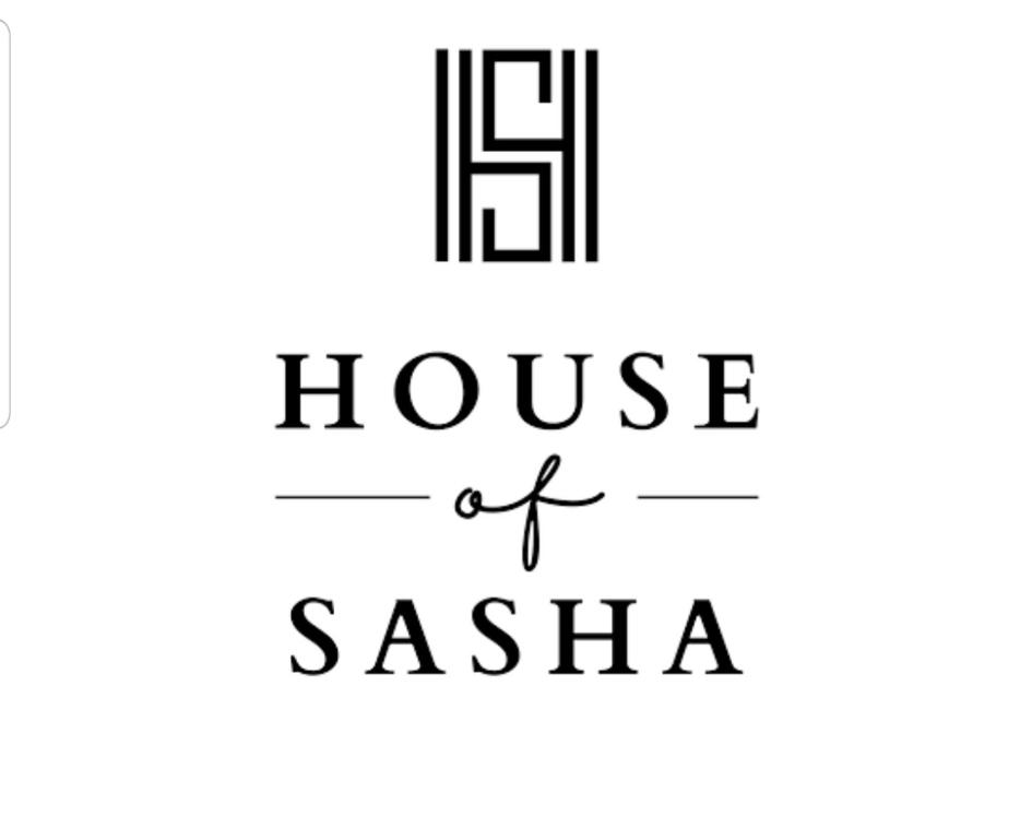 plakat ze słowami dom Sashii w obiekcie Sasha House w Kairze