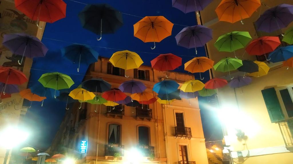 Lo specchio a Iglesias - Incantevole casa con terrazza