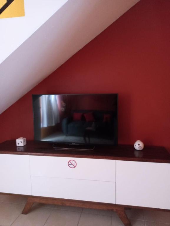 Casa Amplia a 5 Min del Centro en Zona Cerrada - Twee Slaapkamers Huis