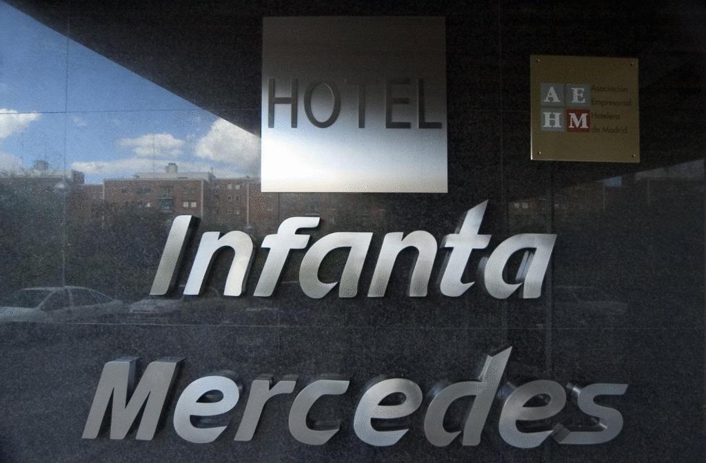 Infanta Mercedes tanúsítványa, márkajelzése vagy díja