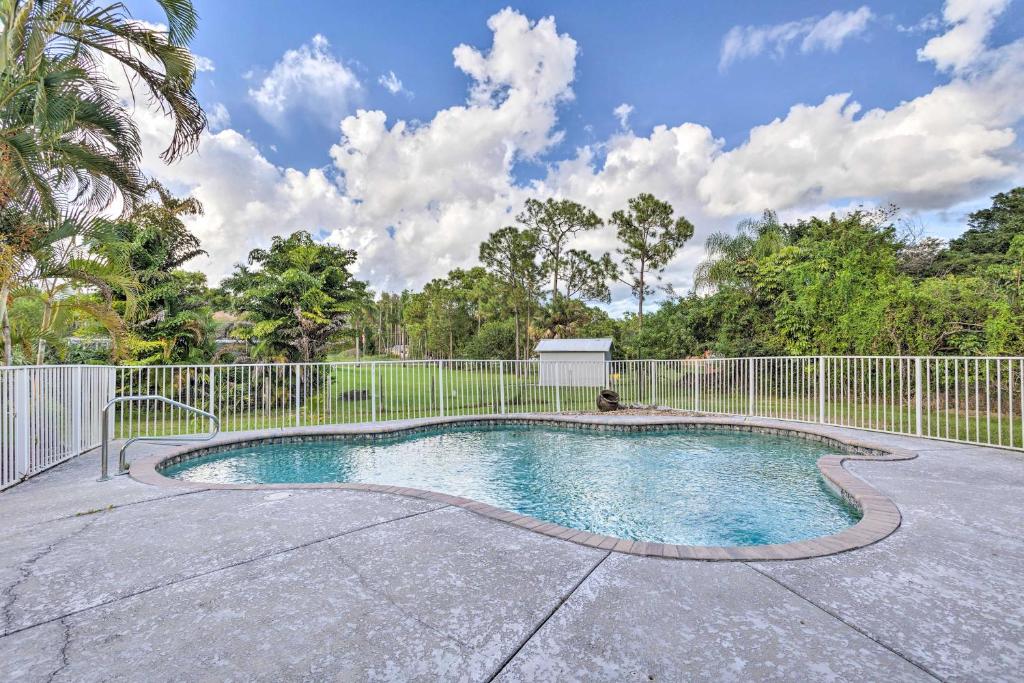 Spacious and Sunny Florida Home with Outdoor Pool, West Palm Beach