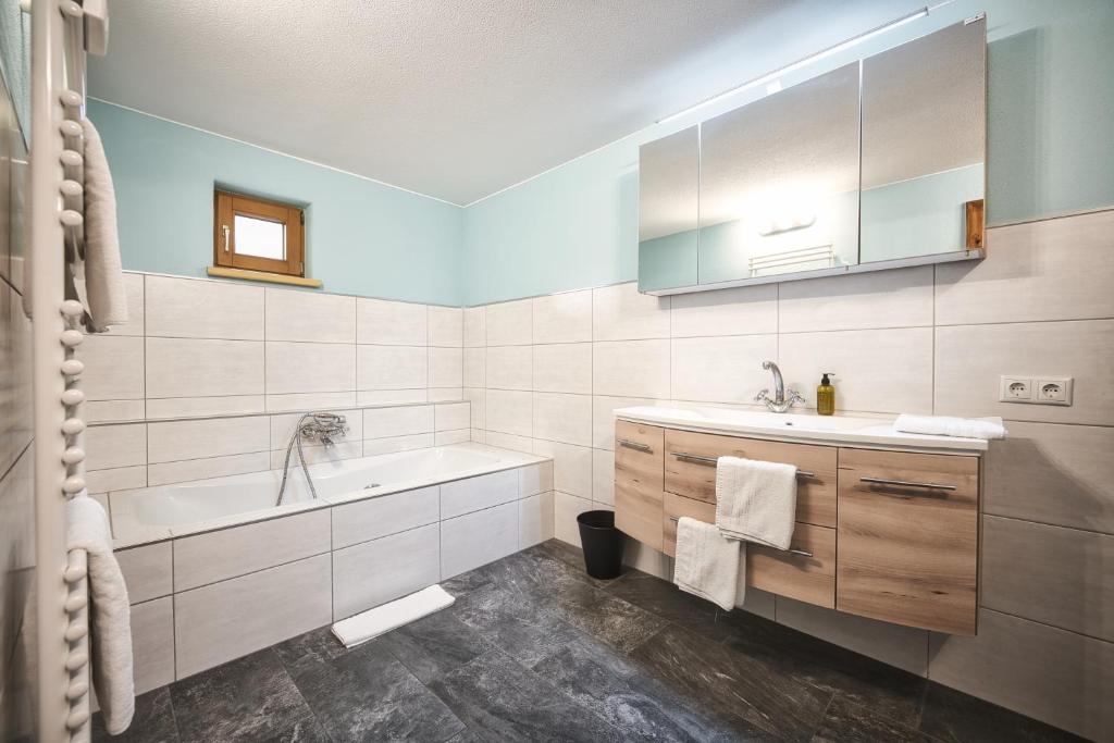 Bagno di Berghotel Basur - Das Schihotel am Arlberg