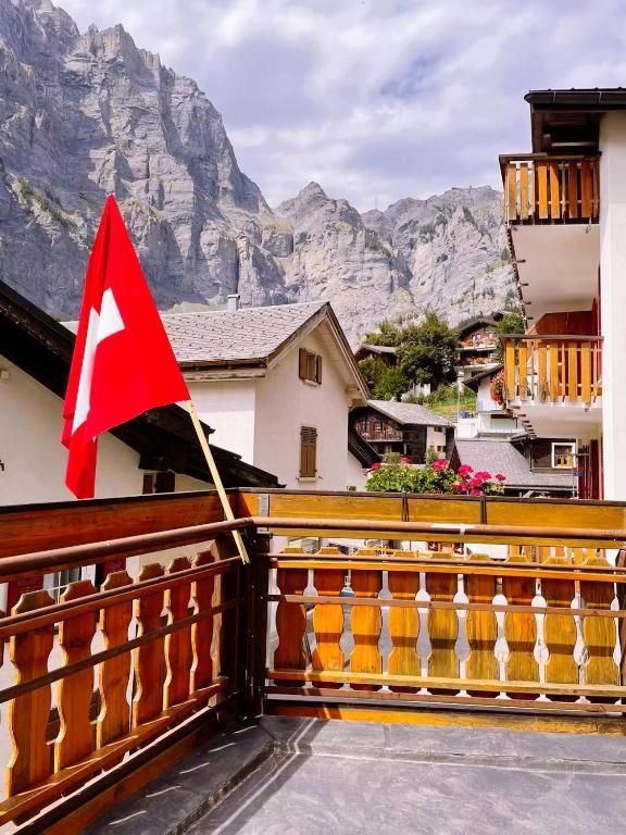 Nespecifikovaný výhled na hory nebo výhled na hory při pohledu z hotelu