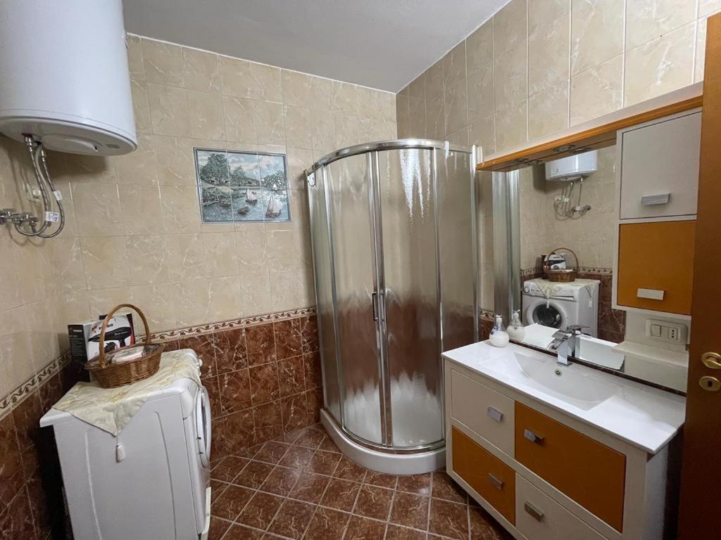 Cozy 1-Bedroom near the center of Tirana. - Image 3