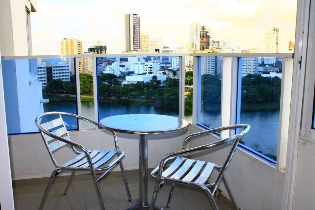 Apartamento con vista al laguito y al mar