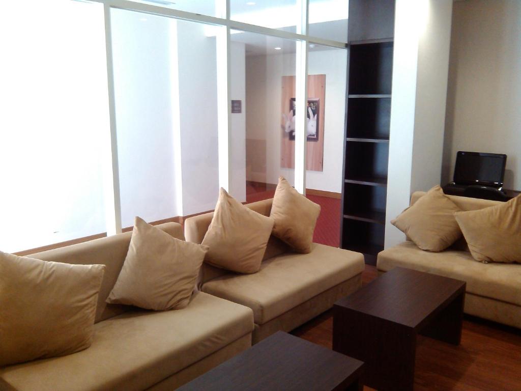 Posezení v ubytování Laras Asri Resort & Spa