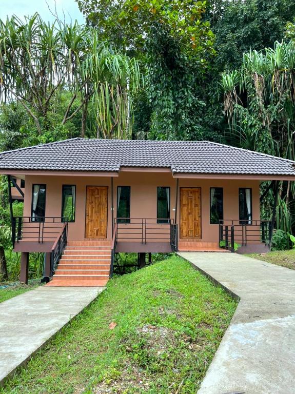 Khaosok Rainforest Resort - Superior Double Or Twin Room With Mountain View