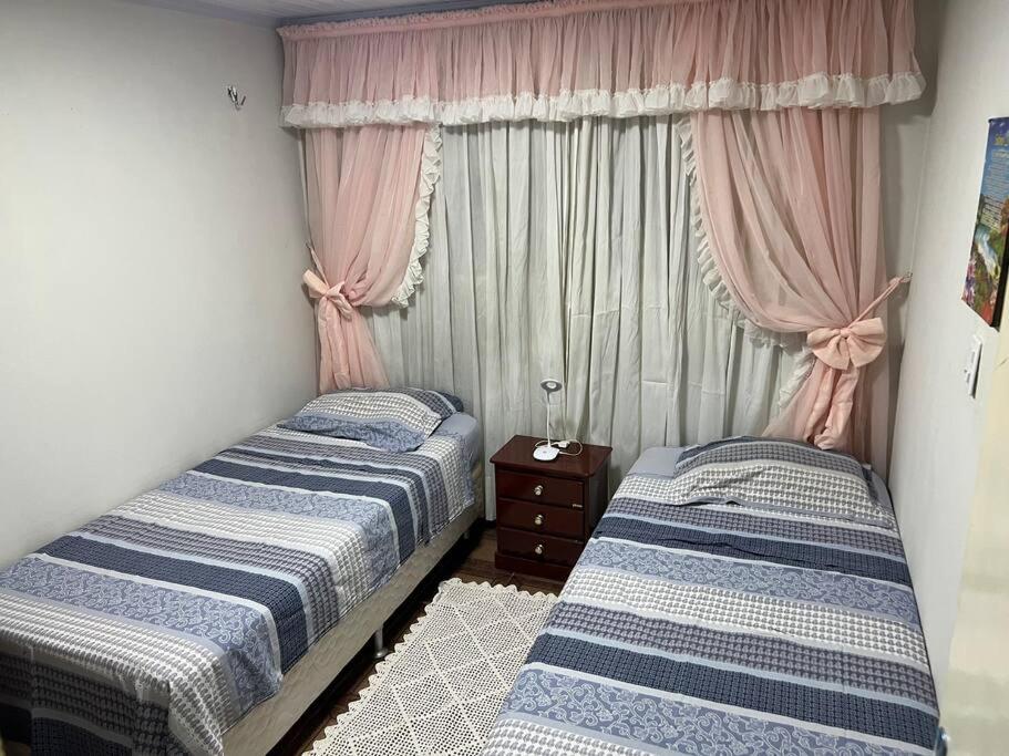 Postel nebo postele na pokoji v ubytování Linda Casa 3 qts prox JK Shopping