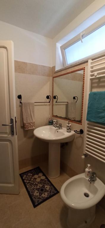A bathroom at La nostra casetta