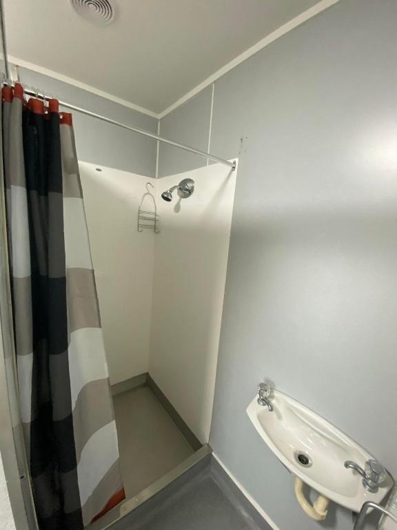 Airport Westney Lodge - Resim 30