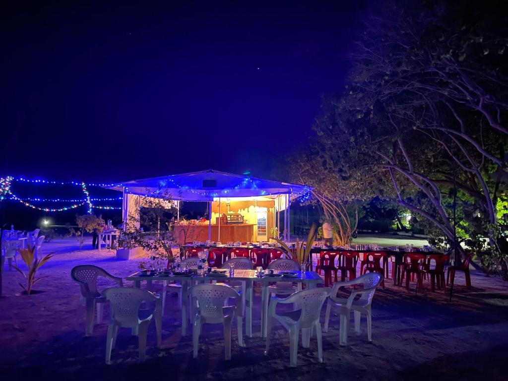 La Isla Tropica - View 19