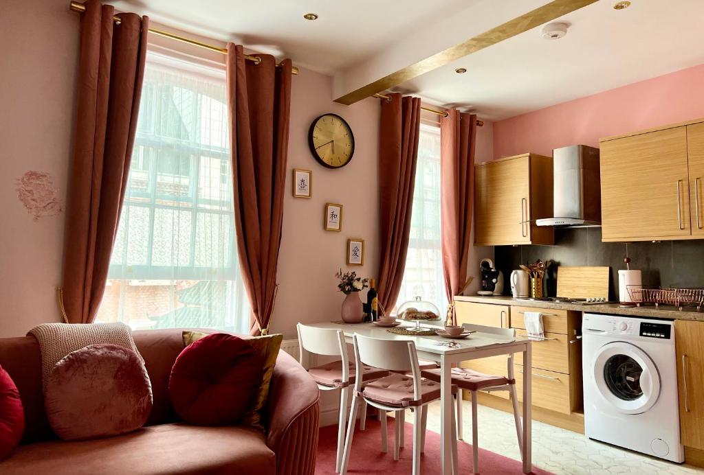 London Chinatown Apartments - 