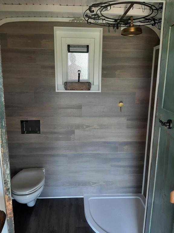 Koupelna v ubytování Glamping De Vrije Wind, Tentverhuur