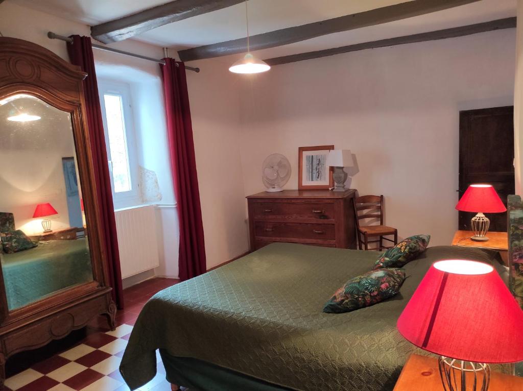 Logis Hôtel Restaurant Gîte La Bastide du Vébron - Two-Bedroom Apartment