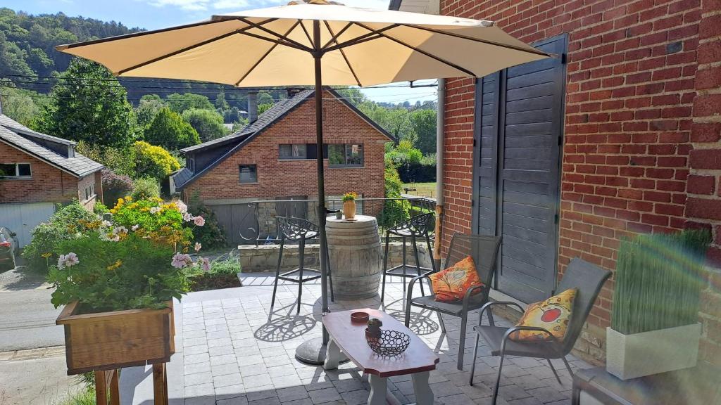 Patio nebo venkovní prostory v ubytování "En Aqualye" chambre privative chez l'habitant