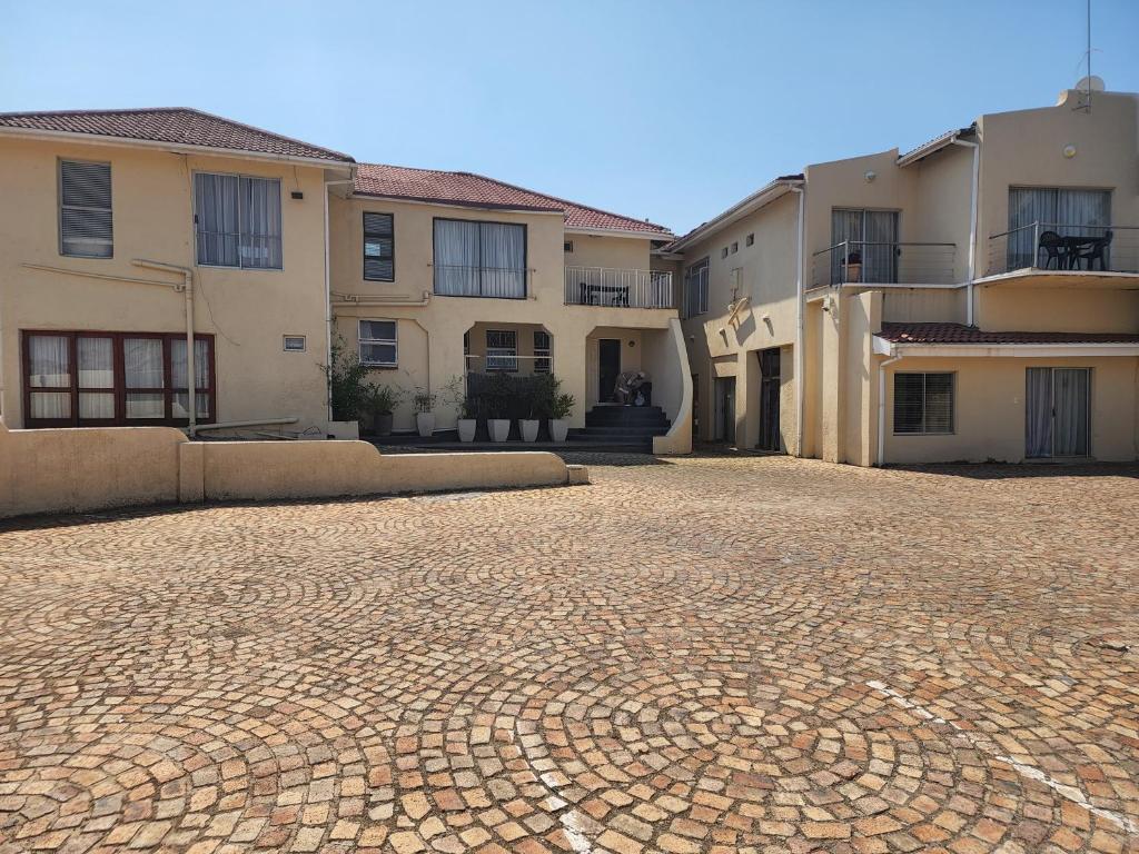 Winchester Hotel, Johannesburg (updated prices 2024)