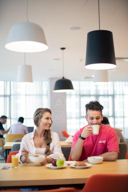 Studio M Al Barsha Hotel by Millennium - Resim 34