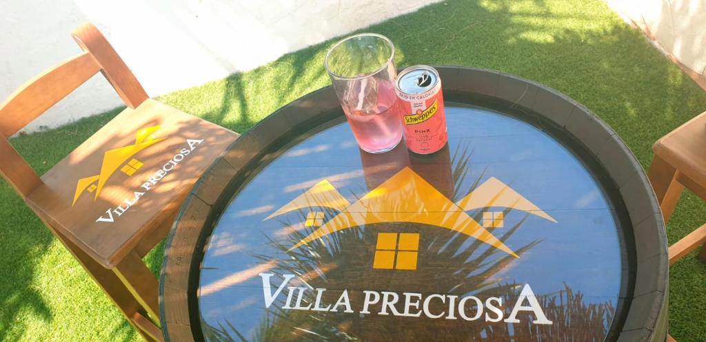 Certifikát, hodnocení, plakát nebo jiný dokument vystavený v ubytování Villa Preciosa
