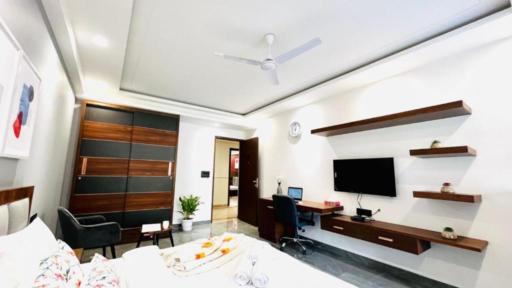 ZEN Studios - DLF CyberCity Gurgaon - Studio Met Balkon