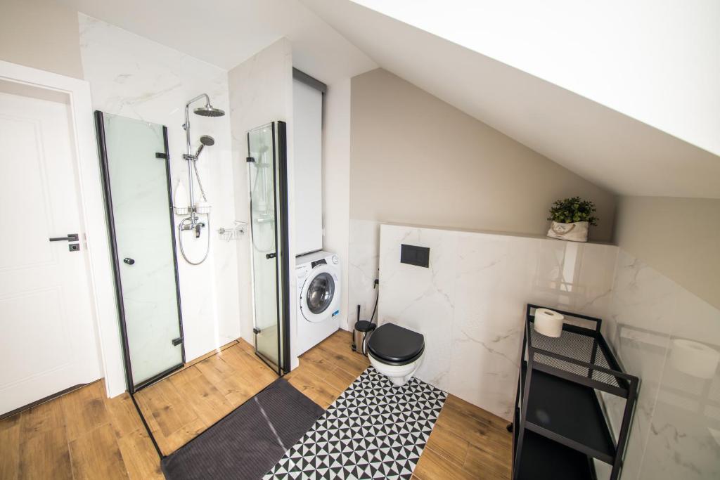 Posezení v ubytování Dom na wzgórzu z widokiem na morze - Etezje Apartamenty