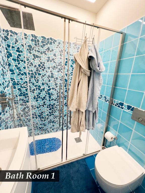 Kép NAUTILUS VISTA MARE MOZZAFIATO a 180 GRADI- POSTO AUTO PRIVATO - 2 CAMERE MATRIMONIALI più 1 DIVANO LETTO SINGOLO-SKY,NETFLIX-WIFI 200MG szállásáról Rapallóban a galériában
