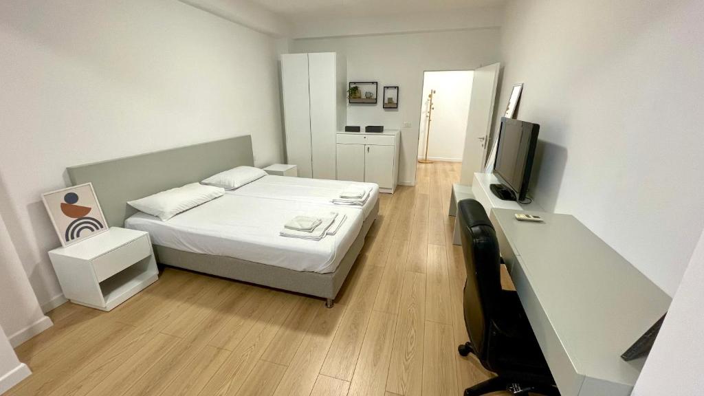 Studio apartment in amazing location! 24h check-in - Image 8
