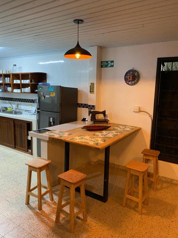 Kuchyň nebo kuchyňský kout v ubytování Tambo Hostel