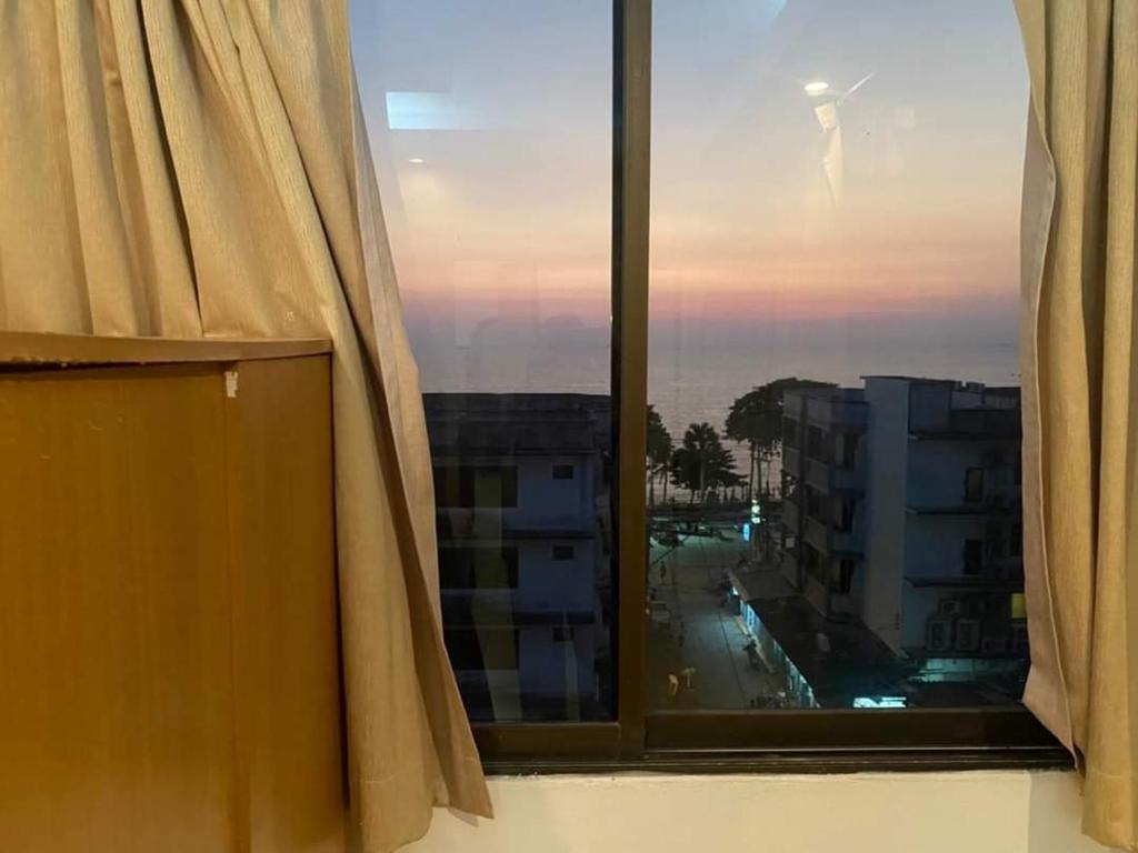 Nespecifikovaný výhled na moře nebo výhled na moře při pohledu z hotelu