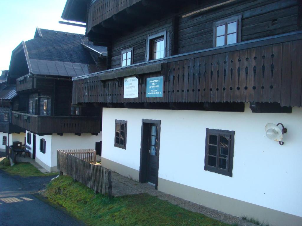 Budova, v ktorej sa apartmán nachádza