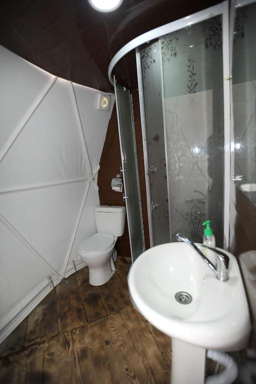 Koupelna v ubytování Elsesi Racha Glamping