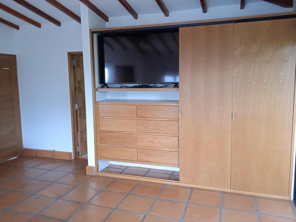 Finca Visionaria Con Jacuzzi Magico - Deluxe King Suite