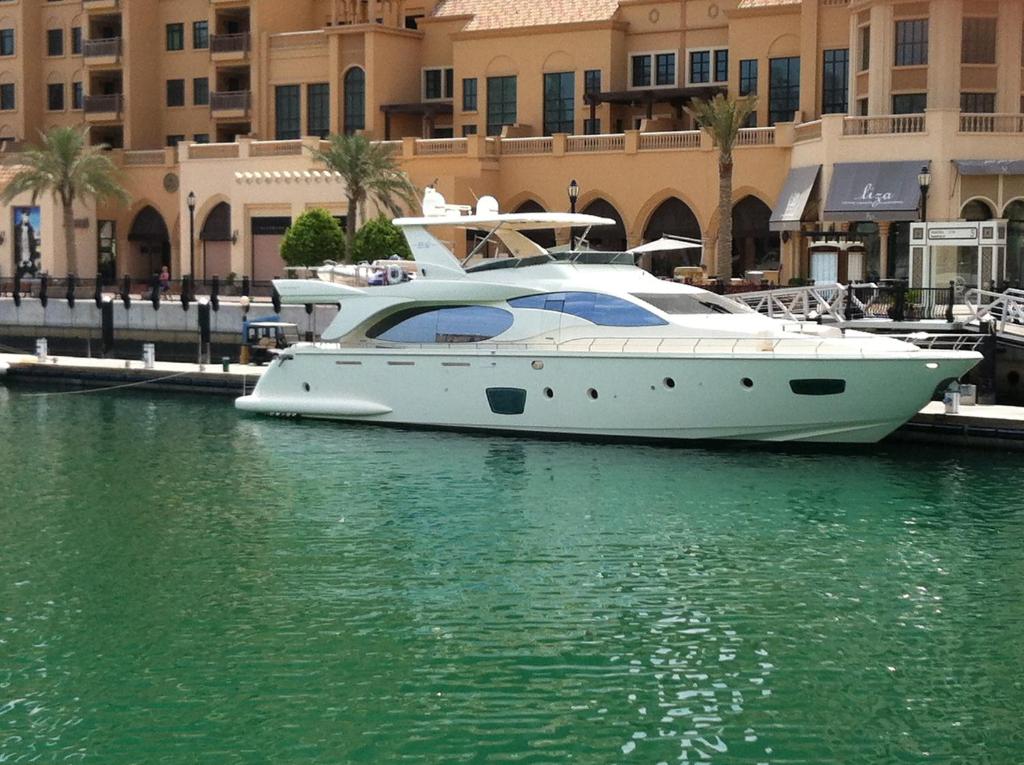 private yacht doha