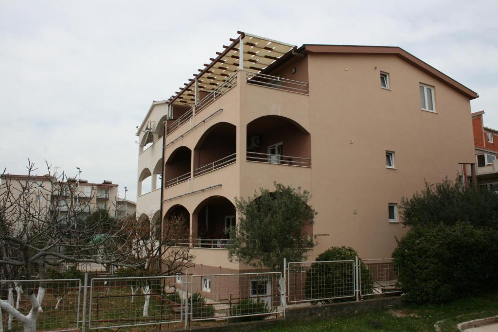 Apartments by the sea Okrug Gornji, Ciovo - 11634
