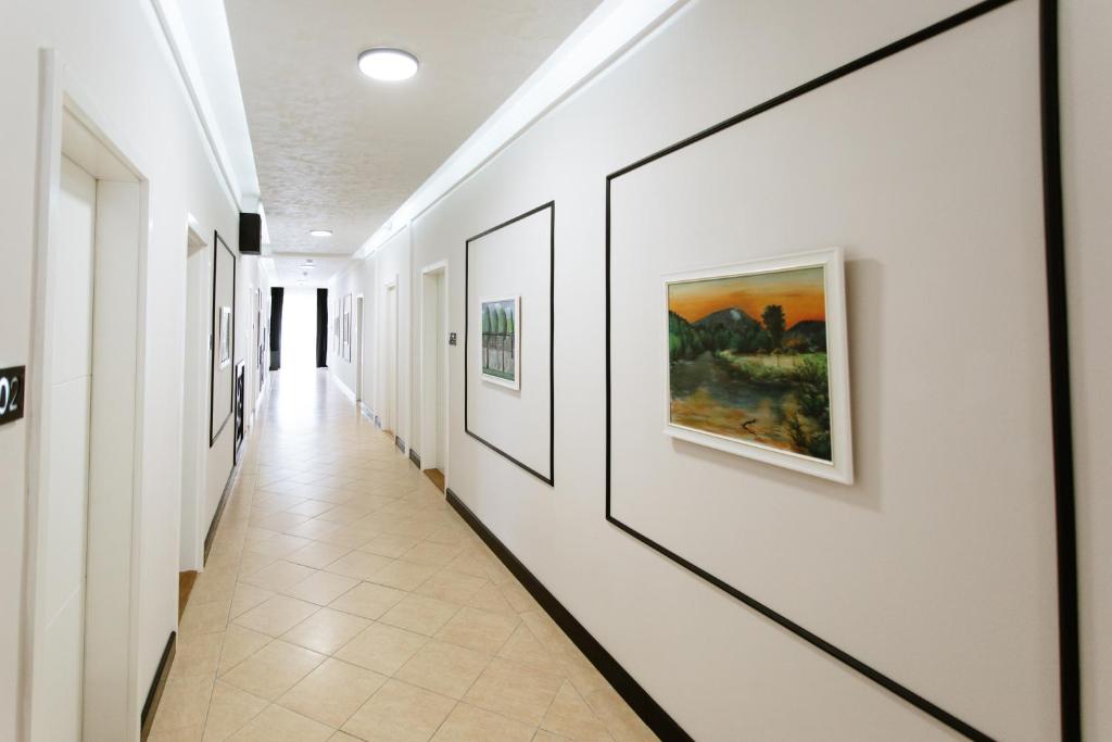 Fotografie z fotogalerie ubytování Hotel Srem v destinaci Sremska Mitrovica