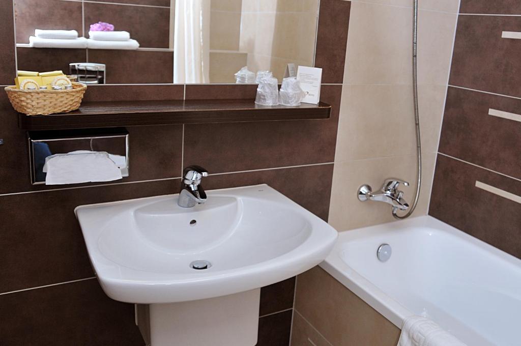 Ruben Hotel Zielona Góra - Tweepersoonskamer
