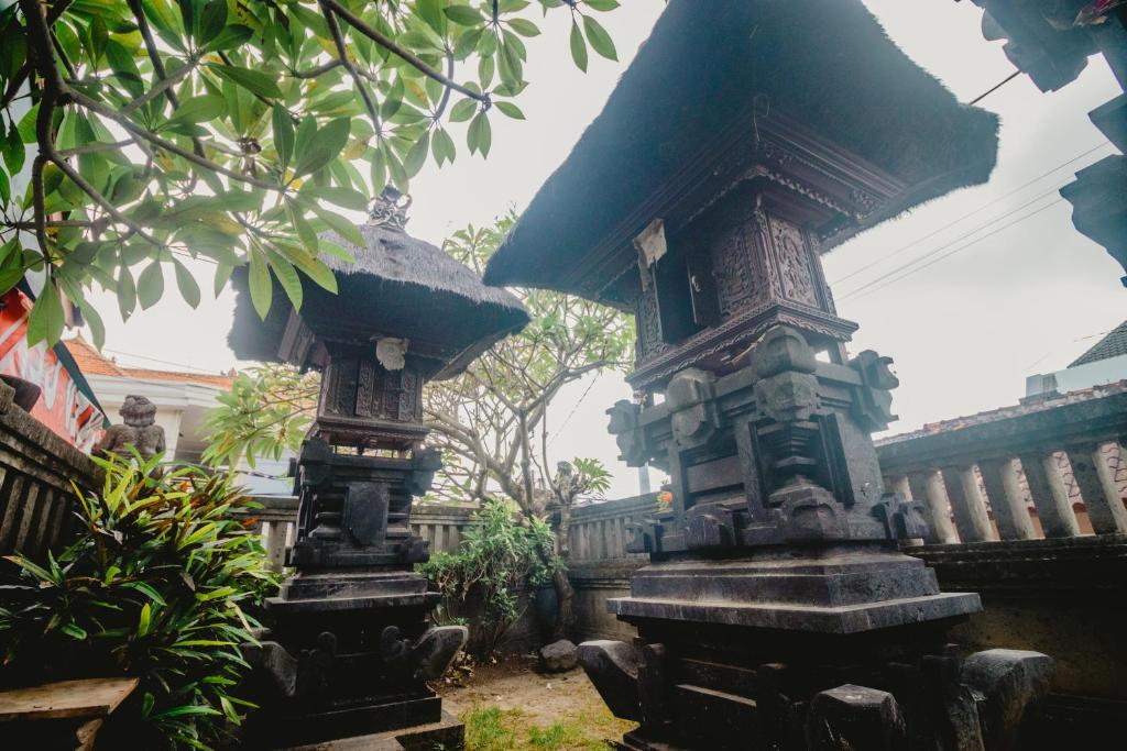 Giardino di Samblung Mas House
