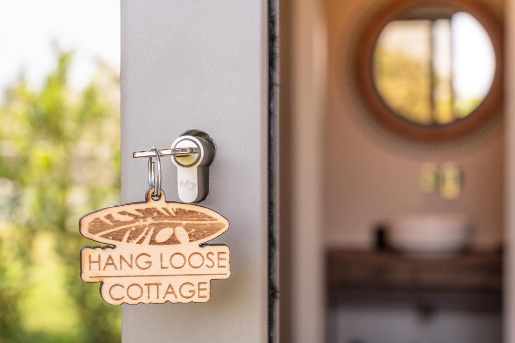 Certifikát, hodnocení, plakát nebo jiný dokument vystavený v ubytování Hang Loose Cottage Hotel & Resort 4 stelle Gizzeria Calabria