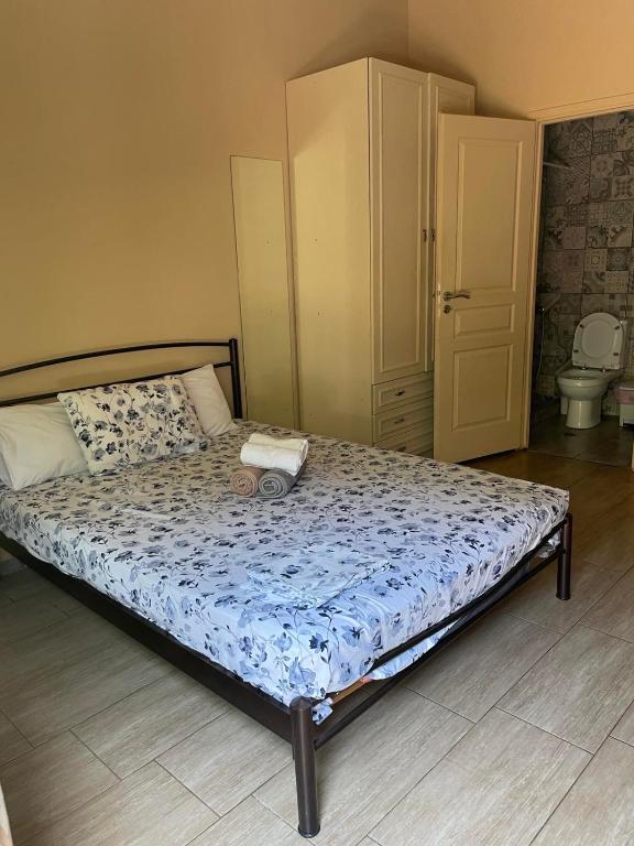 Postel nebo postele na pokoji v ubytování WOOD STUDIO