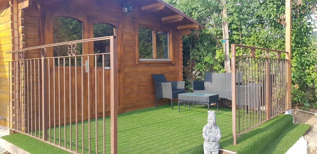 Zdjęcie z galerii obiektu Adorable Cocon Nature et détente w mieście Allan
